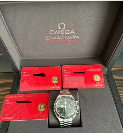 Omega Speedmaster Moonwatch  – 310.30.42.50.01.002